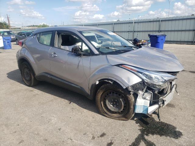 JTNKHMBX5L1090436 - 2020 TOYOTA C-HR XLE SILVER photo 4