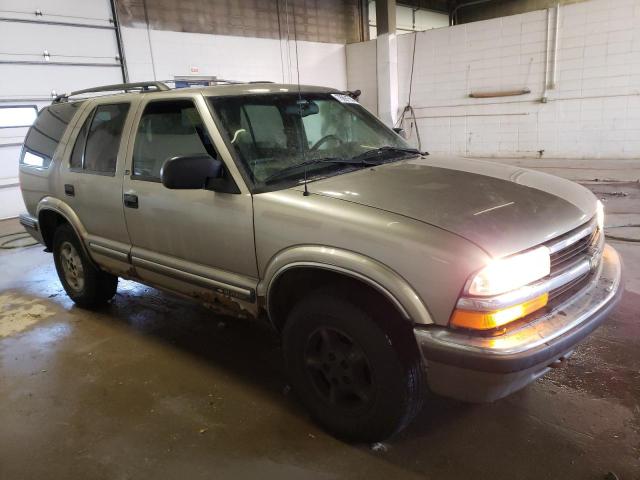 1GNDT13W5X2159570 - 1999 CHEVROLET BLAZER TAN photo 4