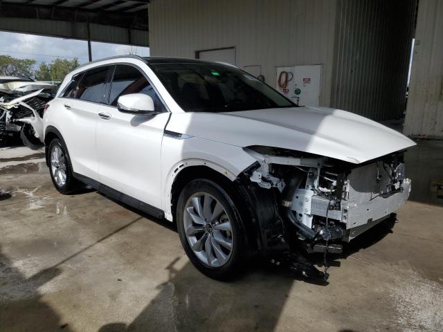 3PCAJ5BA6NF109270 - 2022 INFINITI QX50 LUXE WHITE photo 4