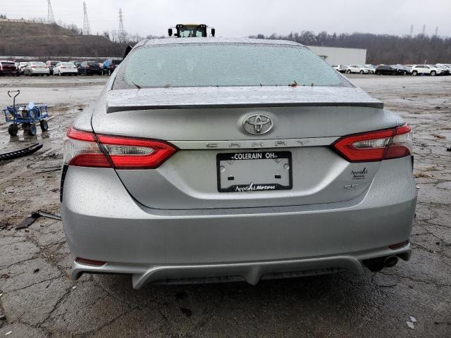 4T1B11HK5JU147552 - 2018 TOYOTA CAMRY L SILVER photo 6