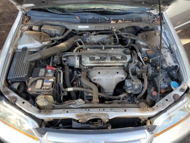 JHMCG56612C008853 - 2002 HONDA ACCORD EX SILVER photo 11