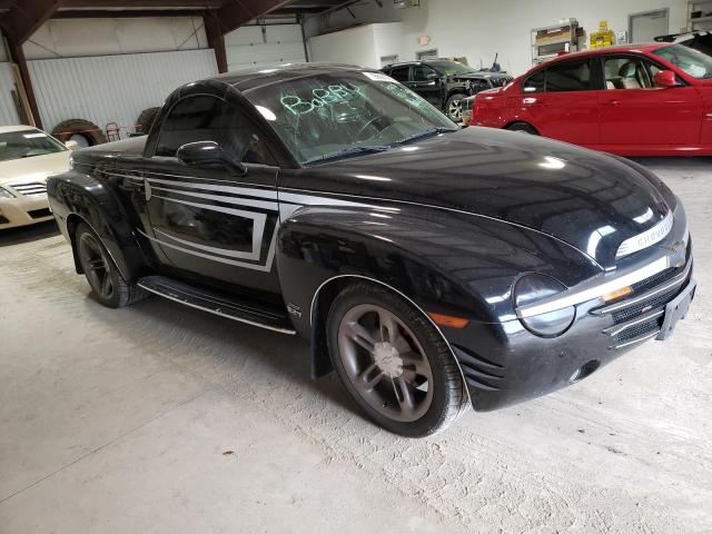 1GCES14P54B109044 - 2004 CHEVROLET SSR 黑色 照片 4