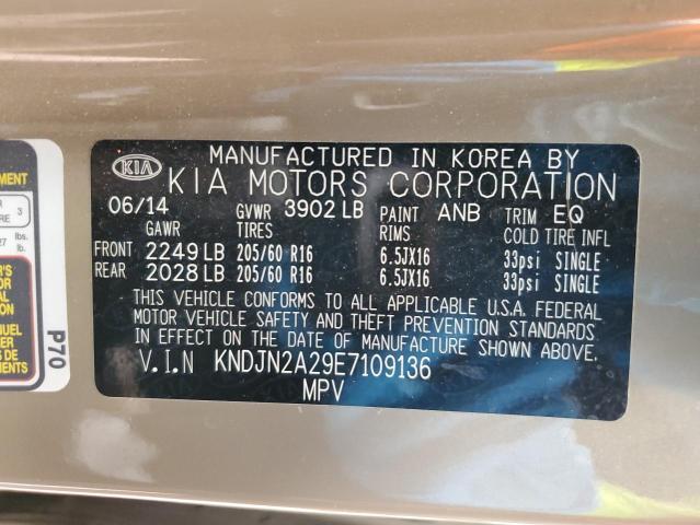 KNDJN2A29E7109136 - 2014 KIA SOUL BROWN photo 12