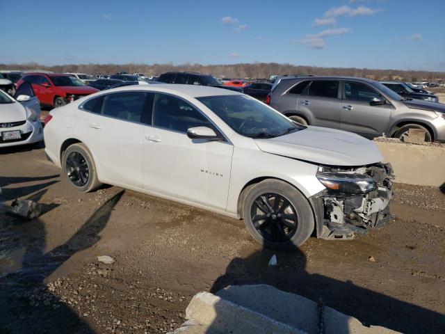 1G1ZD5ST8JF116134 - 2018 CHEVROLET MALIBU LT WHITE photo 4