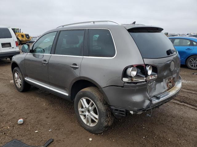 WVGBE77L58D016410 - 2008 VOLKSWAGEN TOUAREG 2 V6 GRAY photo 2