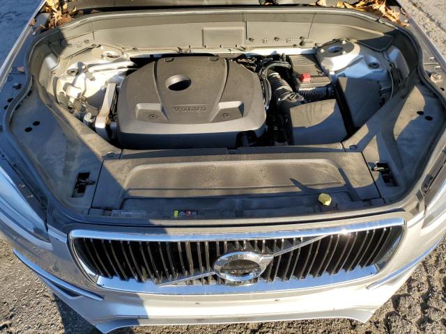 YV4A22PK1J1332314 - 2018 VOLVO XC90 T6 SILVER photo 12