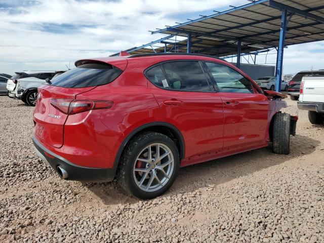 ZASFAKNN3J7C01317 - 2018 ALFA ROMEO STELVIO TI SPORT RED photo 3