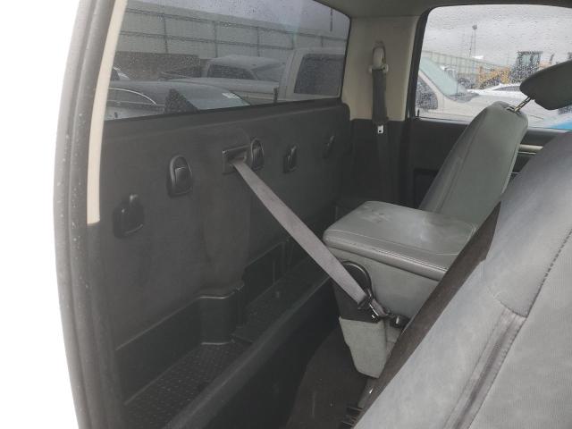 3C6MR4AJ7FG625870 - 2015 RAM 2500 ST WHITE photo 10