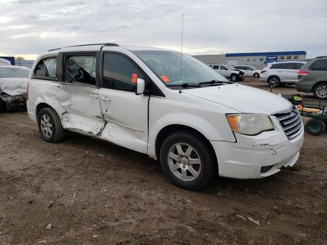 2A8HR54P78R720984 - 2008 CHRYSLER TOWN & COU TOURING WHITE photo 4