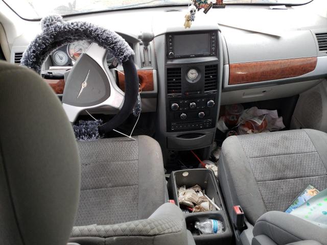 2A8HR54P78R720984 - 2008 CHRYSLER TOWN & COU TOURING WHITE photo 8