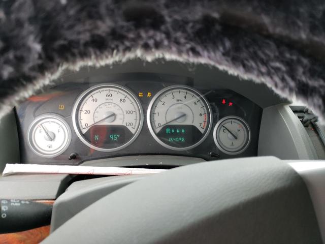 2A8HR54P78R720984 - 2008 CHRYSLER TOWN & COU TOURING WHITE photo 9