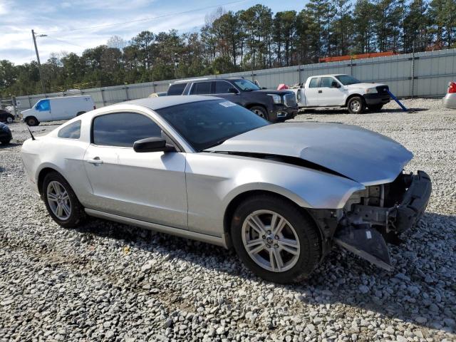 1ZVBP8AMXE5249367 - 2014 FORD MUSTANG SILVER photo 4