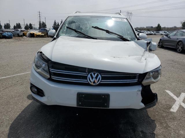 WVGAV7AXXFW595693 - 2015 VOLKSWAGEN TIGUAN S WHITE photo 5