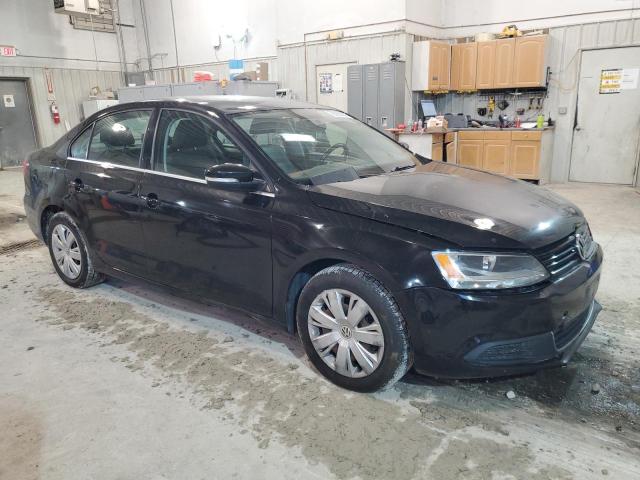 3VWDP7AJXDM284122 - 2013 VOLKSWAGEN JETTA SE BLACK photo 4