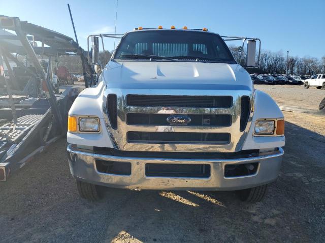 3FRXF7FC1DV018045 - 2013 FORD F750 SUPER DUTY WHITE photo 9