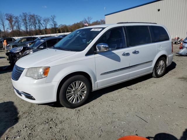 2C4RC1CG2DR816068 - 2013 CHRYSLER TOWN AND C TOURING L WHITE photo 1