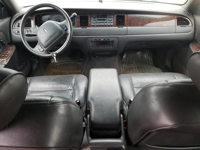 1LNHM81W21Y684413 - 2001 LINCOLN TOWN CAR EXECUTIVE SILVER photo 8