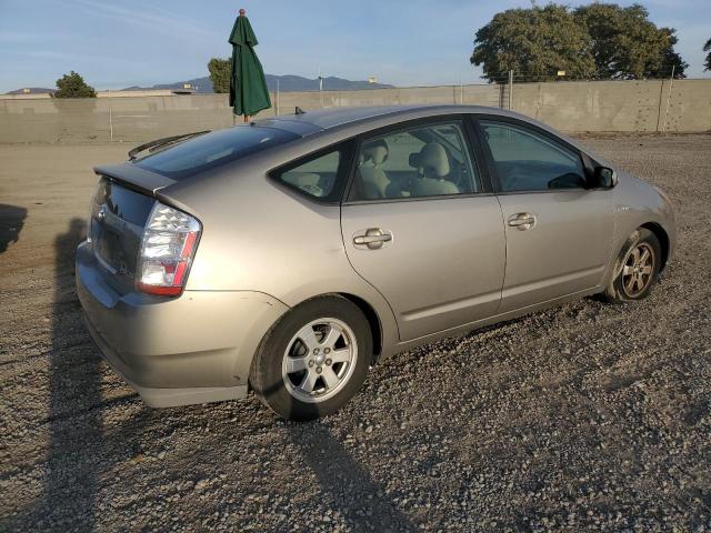 JTDKB20U283306662 - 2008 TOYOTA PRIUS V GOLD photo 3