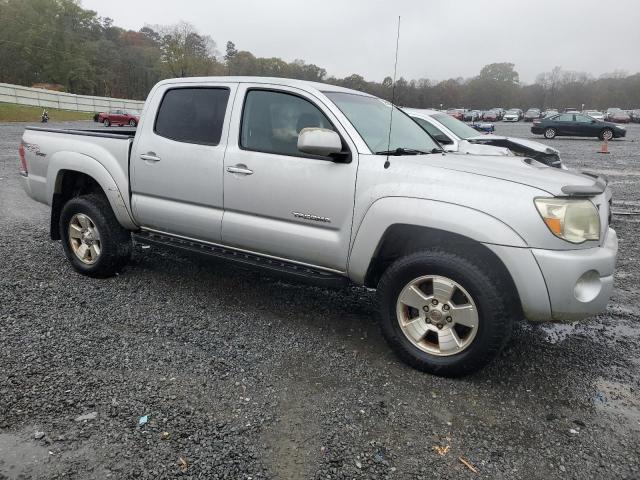 5TELU42N07Z402421 - 2007 TOYOTA TACOMA DOUBLE CAB SILVER photo 4