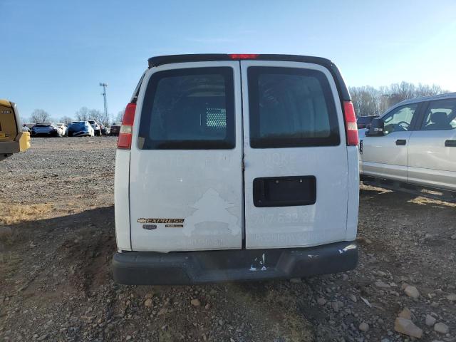 1GCWGFCA6D1167427 - 2013 CHEVROLET EXPRESS G2 WHITE photo 6