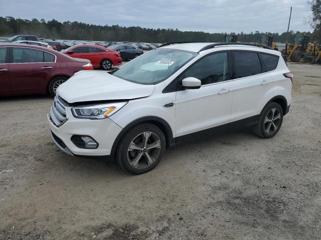 1FMCU0HD3JUB95736 - 2018 FORD ESCAPE SEL WHITE photo 1