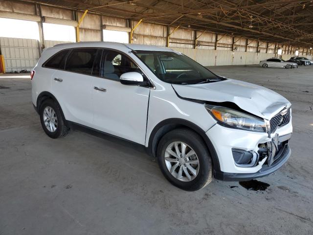 5XYPG4A36GG029839 - 2016 KIA SORENTO LX WHITE photo 4