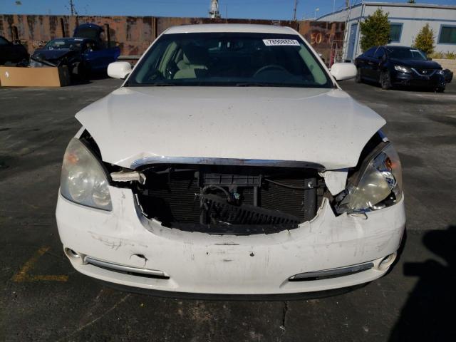 1G4HE57Y46U173305 - 2006 BUICK LUCERNE CXS WHITE photo 5