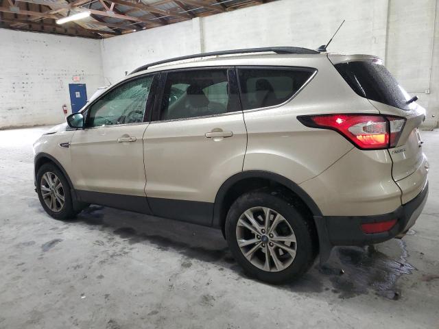 1FMCU0GD6JUD01954 - 2018 FORD ESCAPE SE GOLD photo 2