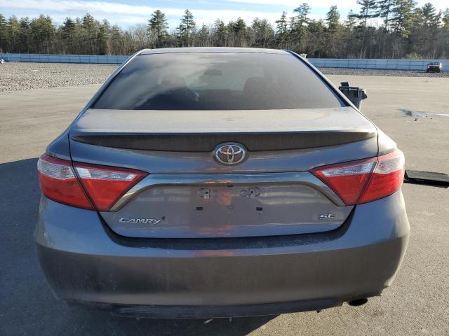 4T1BF1FK5HU751424 - 2017 TOYOTA CAMRY LE GRAY photo 6