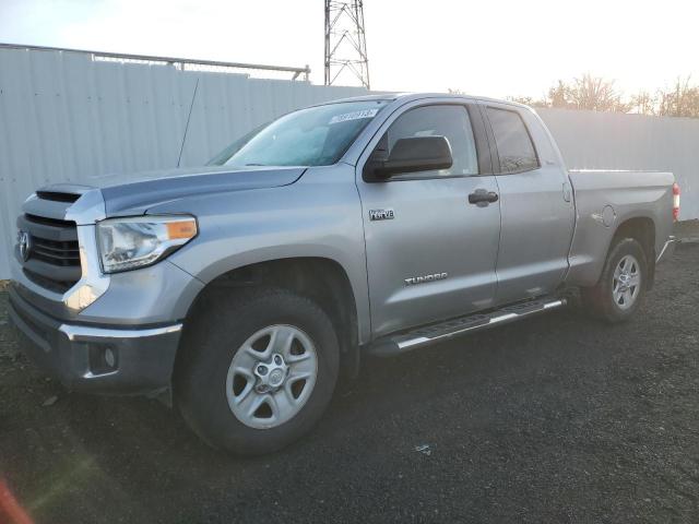5TFUW5F19FX426623 - 2015 TOYOTA TUNDRA DOUBLE CAB SR/SR5 SILVER photo 1