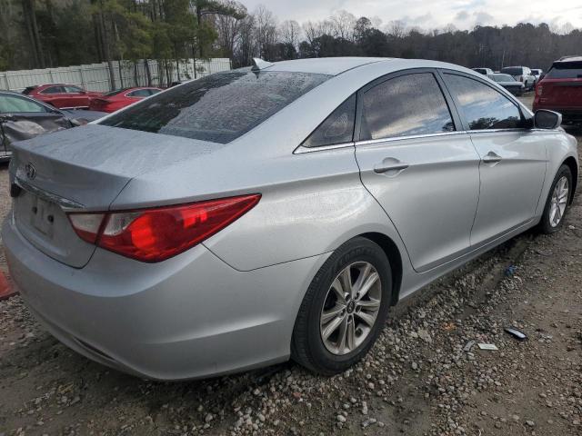 5NPEB4AC8DH769418 - 2013 HYUNDAI SONATA GLS SILVER photo 3