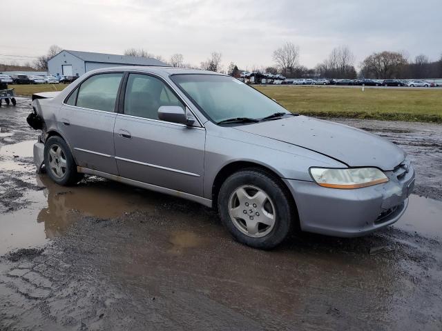 1HGCG1657YA021114 - 2000 HONDA ACCORD EX SILVER photo 4