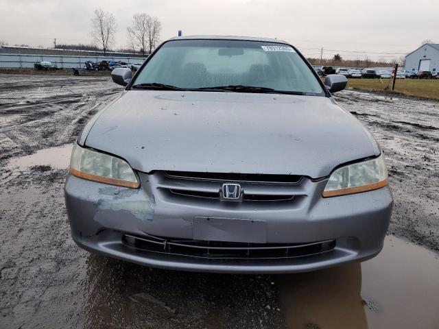 1HGCG1657YA021114 - 2000 HONDA ACCORD EX SILVER photo 5