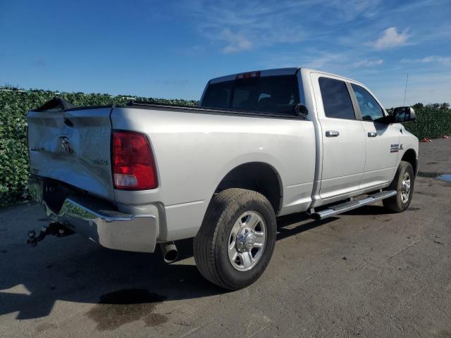 3C6UR5DL8JG209368 - 2018 RAM 2500 SLT ვერცხლისფერი ფოტო 3