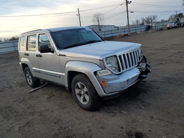 1J8GN28K58W155422 - 2008 JEEP LIBERTY SPORT SILVER photo 4