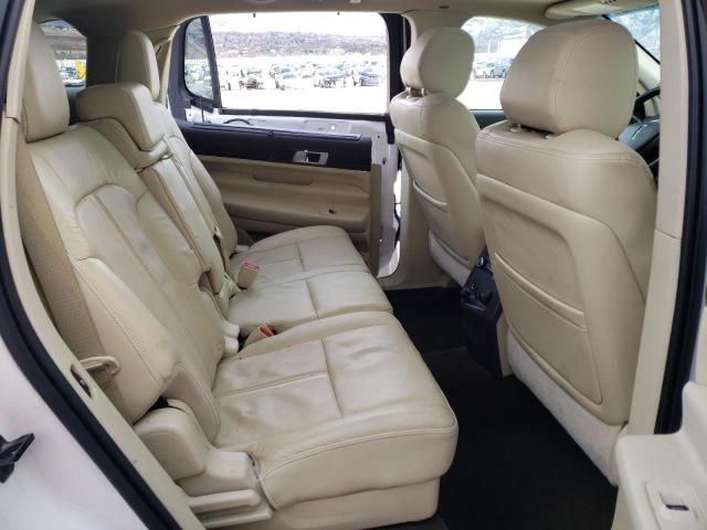 2LMHJ5AT6KBL00682 - 2019 LINCOLN MKT WHITE photo 10