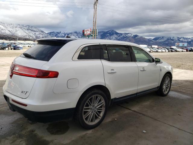 2LMHJ5AT6KBL00682 - 2019 LINCOLN MKT WHITE photo 3