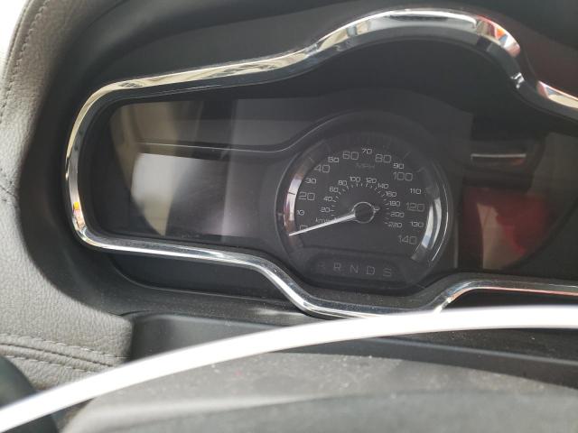 2LMHJ5AT6KBL00682 - 2019 LINCOLN MKT WHITE photo 9