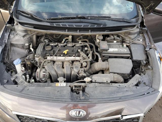 3KPFK4A78HE006087 - 2017 KIA FORTE LX GRAY photo 11