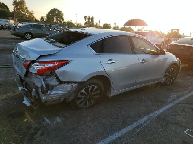 1N4AL3AP1GC129825 - 2016 NISSAN ALTIMA 2.5 SILVER photo 3