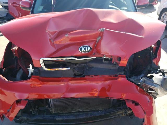 KNDJP3A51F7779288 - 2015 KIA SOUL + RED photo 11