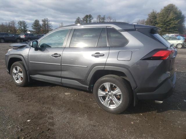 4T3RWRFV5NU054085 - 2022 TOYOTA RAV4 XLE GRAY photo 2