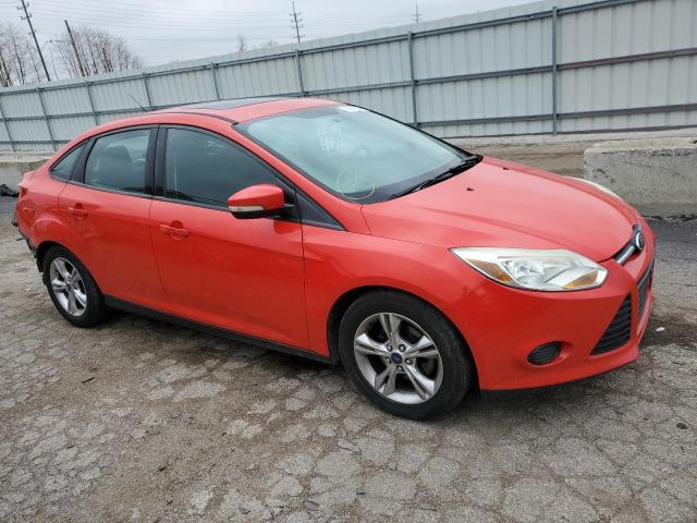 1FADP3F21EL248955 - 2014 FORD FOCUS SE RED photo 4