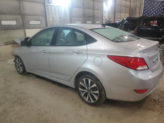 KMHCT4AE4HU345196 - 2017 HYUNDAI ACCENT SE SILVER photo 2