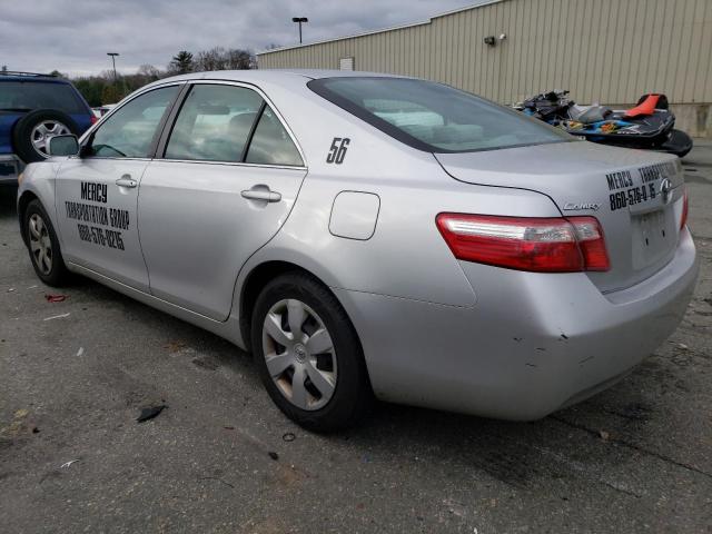 4T4BE46K79R116930 - 2009 TOYOTA CAMRY BASE SILVER photo 2