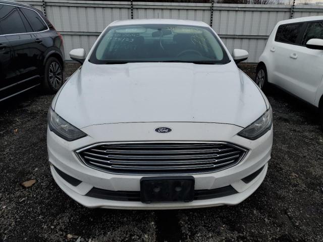 3FA6P0H7XHR352771 - 2017 FORD FUSION SE WHITE photo 5