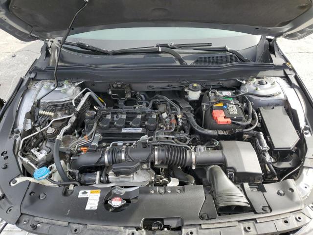 1HGCV1F4XJA084095 - 2018 HONDA ACCORD EX SILVER photo 11