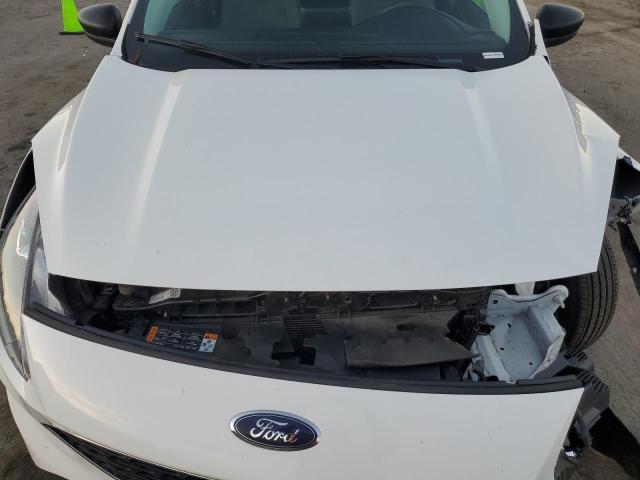 1FMCU0G61NUC04118 - 2022 FORD ESCAPE SE WHITE photo 11