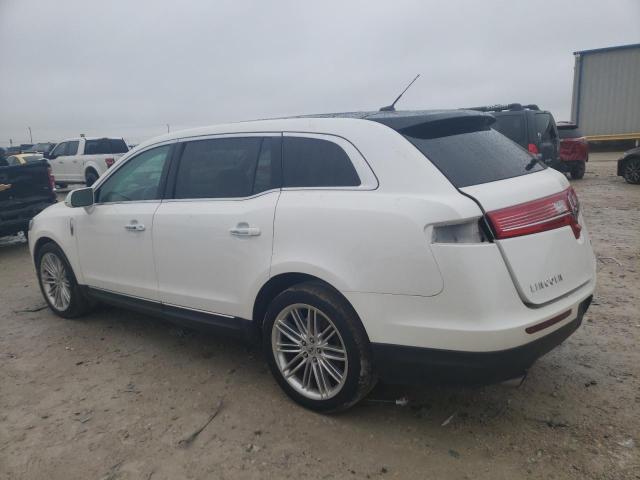 2LMHJ5AT2KBL02820 - 2019 LINCOLN MKT WHITE photo 2