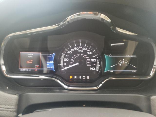 2LMHJ5AT2KBL02820 - 2019 LINCOLN MKT WHITE photo 9